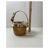 Longaberger Basket, 2003, liners, pivot Handle