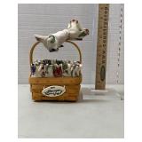 Longaberger Basket,2002, liners, Tie