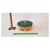 Longaberger Basket, 2001, Button Top: Green Cloth
