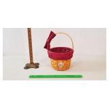 Longaberger Basket, 2002: Pivot Handle, Liners