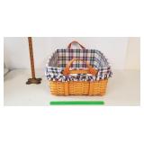 Longaberger Basket, 2000: Leather? Handles,