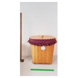 Longaberger Basket, 2001: Wooden Lid, Leather