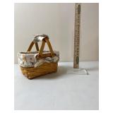 Longaberger Basket, 2002, Liners, Handle Gripper