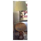 Side stand with light