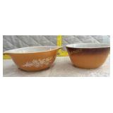 Pyrex bowls