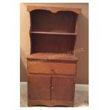 Minture Wooden Hutch