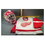 Detroit Red Wing Helmet and Jersey