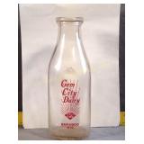 Gem City Dairy, Baraboo, Wis Milk Bottle