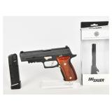 SIG SAUER P320 Semi-Auto Pistol .40 S&W 4.7' Bbl