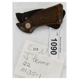 Smith And Wesson J Frame 22 M35-1 Wood Grips