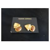 NIP Fashion Earrings Clip