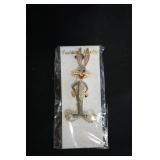 Fashion Pin