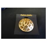 NIP Fashion Pin