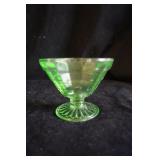 Vtg Footed Sherbet Dessert Dish Uranium Green