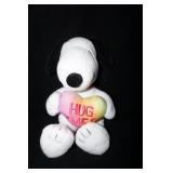 Peanuts Snoopy 'Hug Me'  2021