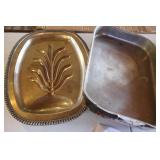 Collection of 2 Baking/Serving Pans