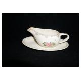 Vtg Gravy Boat w/underplate