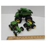 3 John Deere Ertl Toys Tractor,Combine + PLASTIC