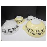 Set of 4 Pyrex Bowls 441, 442, 443 & 444