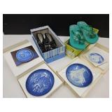 2 Pair of Shoes Sz. 7 & 7.5 Collector Plates