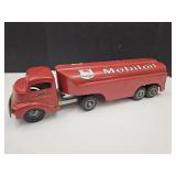 VTG  MOBILEGAS Toy Tanker Truck Smith Miller 22"L