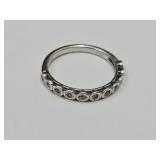 925  Sterling Silver Ring with Diamond Chips SZ 7