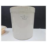 NICE Primitive 4 Gallon Crock