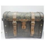 Pretty Storage Trunk Smaller Sz 19.5 x 14.5' h