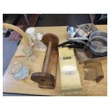Vintage Letter Holder Paper Towel Holder++