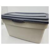Rubbermnaid Storage Tote