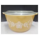 Pyrex  Bowl  #473 With Lid