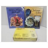 Collector Guide Books & XS Vinyl Gloves