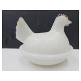 VTG Indiana Hen on a Nest   w Nic 4 1/4" L
