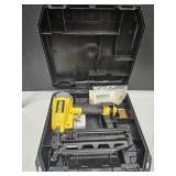 DeWalt Air Finishing Nailer with Case