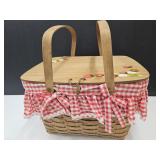 1985 Longaberger  LG Picnic Basket