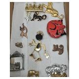 Costume Cat  Brooches Lot