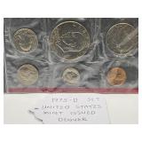 1975 D Set U.S. Mint Issued Denver