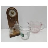 4-8Cup Measures & Liquor Bottle & Shot Glass,Clock