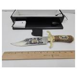 Deer Knife w/Stand