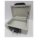 Sentry 1100 Safe w/Wrong Keys