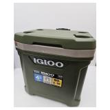 Igloo   Qt. Cooler w/Wheels & Handle