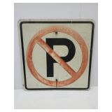 18" NO PARKING metal sign