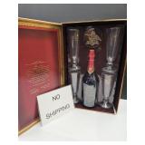 NO SHIP Collectible Budweiser Gift Set