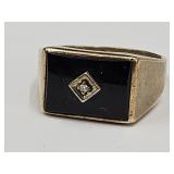 10K Gold Ring Onyx& Diamond Chip SZ 9.5