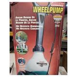 NIB Gilmour 7.6 Liters Wheel Pump Sprayer