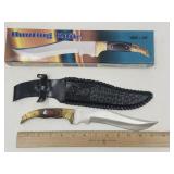 Hunting Knife NIB w Sheath  Clrd Wood Hndl