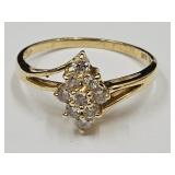 Beautiful 14k Gold Ring w Diamonds 1.9gr  SZ 7.5
