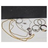 Costume Jewelry Lisner, Watch, Gold-Toned Chain