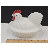 Vintage Westmoreland Hen on a Nest 5 1/2" L
