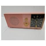 MCM  Pink Emerson Lifetimer Radio NEEDS NEW CORD